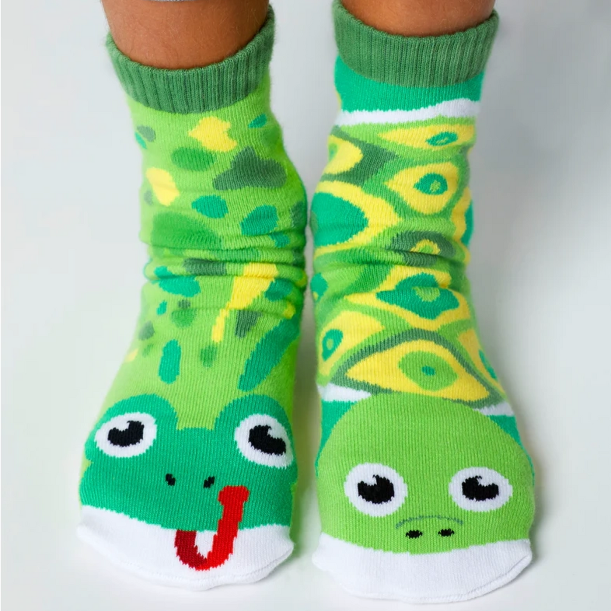 Frog & Turtle Mismatched Non-Slip Kids Socks